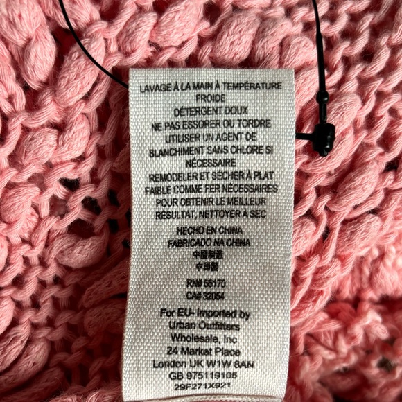 Free People Ombré Crochet Cardi in Pink. Size Small. - Picture 10 of 10